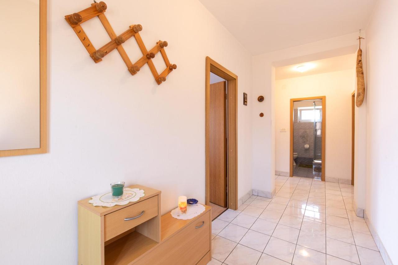 2-Bedroom Krk Apartment - Near Krk Beaches & Town! Krk Town Exteriér fotografie